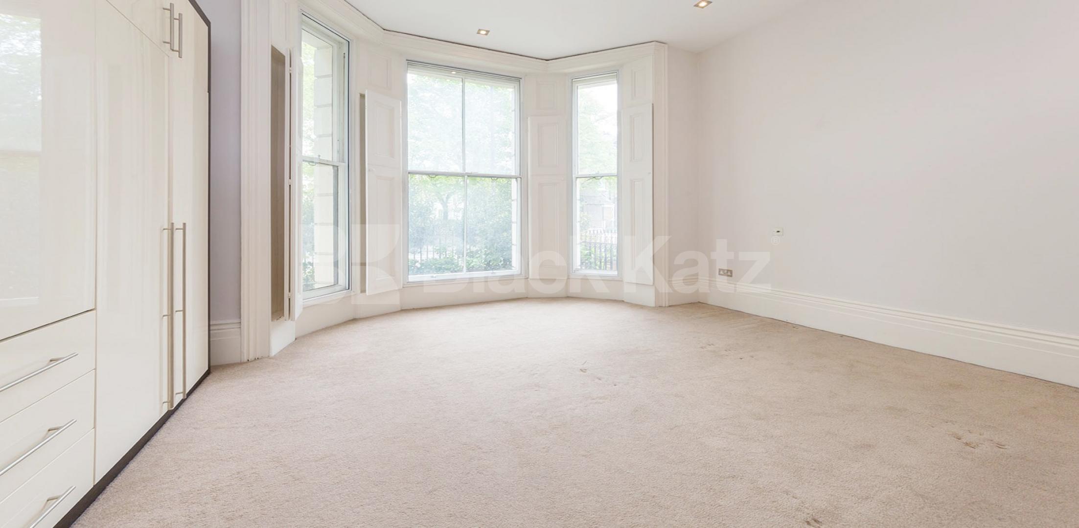 			LET, 2 Bedroom, 1 bath, 1 reception Flat			 Holland Road, KENSINGTON